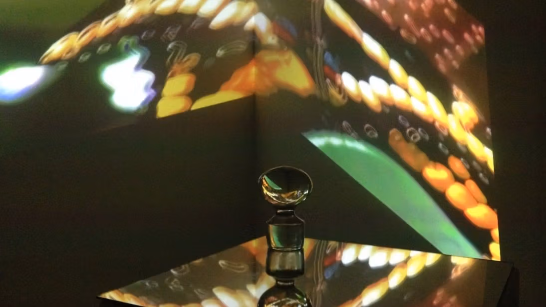 Picture shows a clear glass object