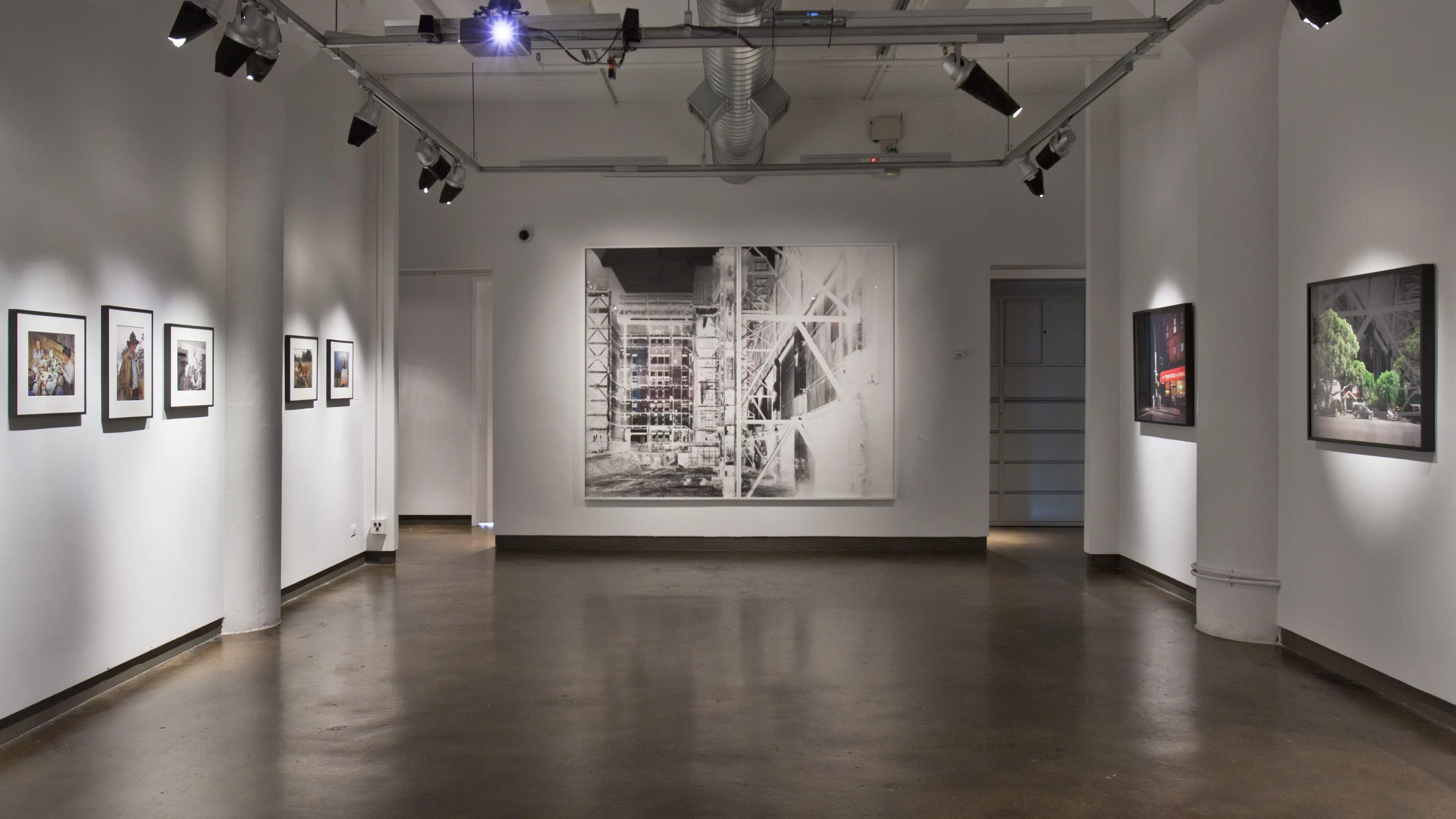 White is the main color of this gallery