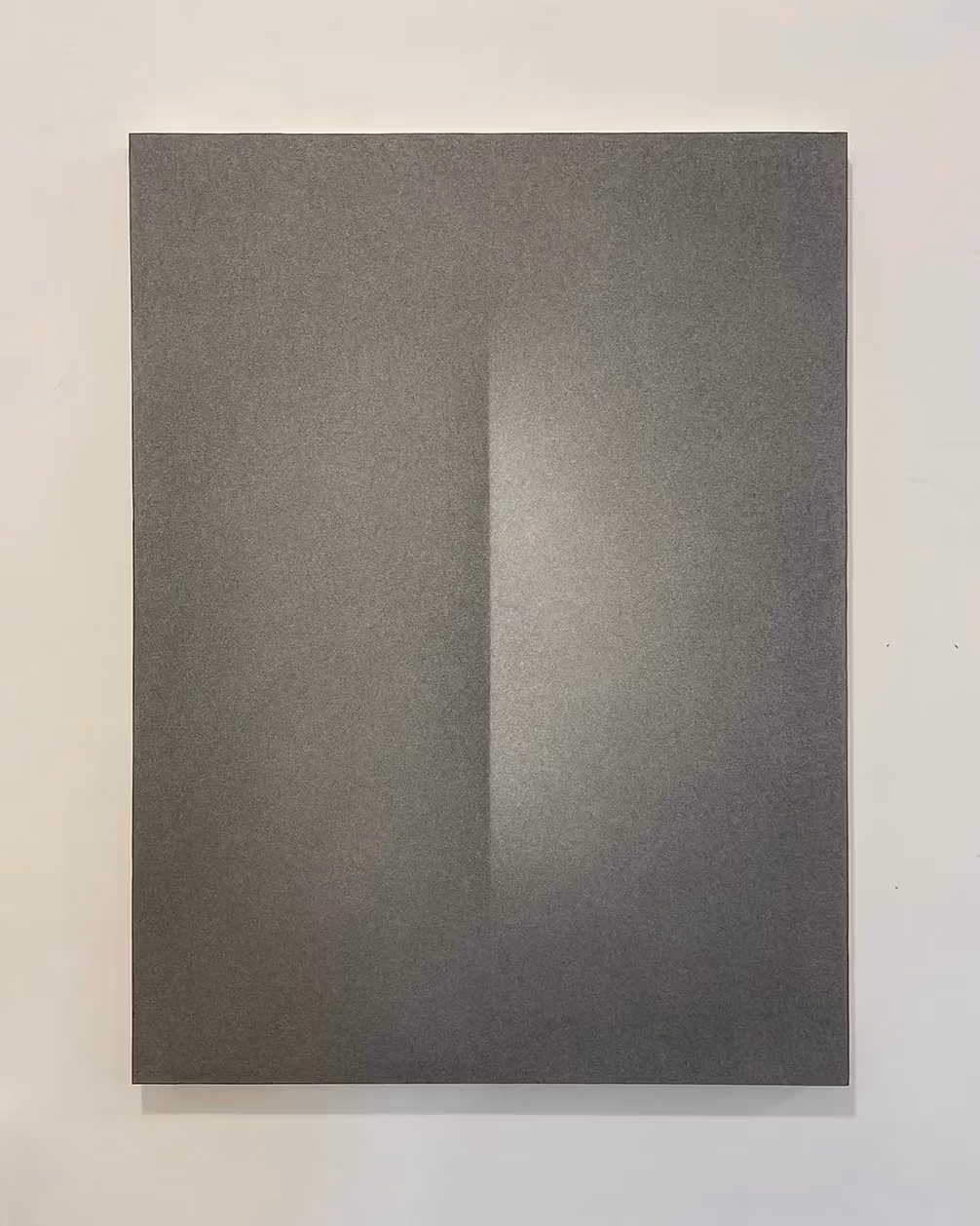 Gray scale large pencil drawing of a line